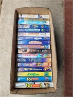 ASSORTMENT CHILDRENS VCR TAPES