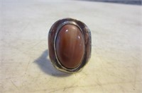 Sterling sz9 Ring w/ Larger Stone