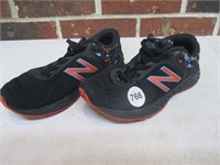 New Balance Sz 13 Youth Shoes