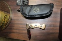 FRANKLIN MINT KNIFE WITH HOLDER