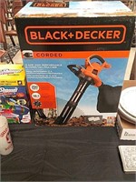 Black & Decker leaf blower brand new in box