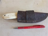 3 and 1/2-in knife damasca steel leather sheath
