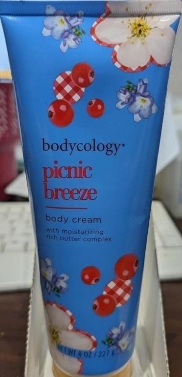 BODYCOLOGY Picnic Breeze BODY CREAM 8oz HTF