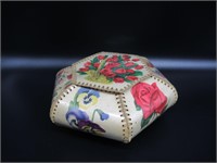 Vintage Sewing Basket / Panier de couture vintage