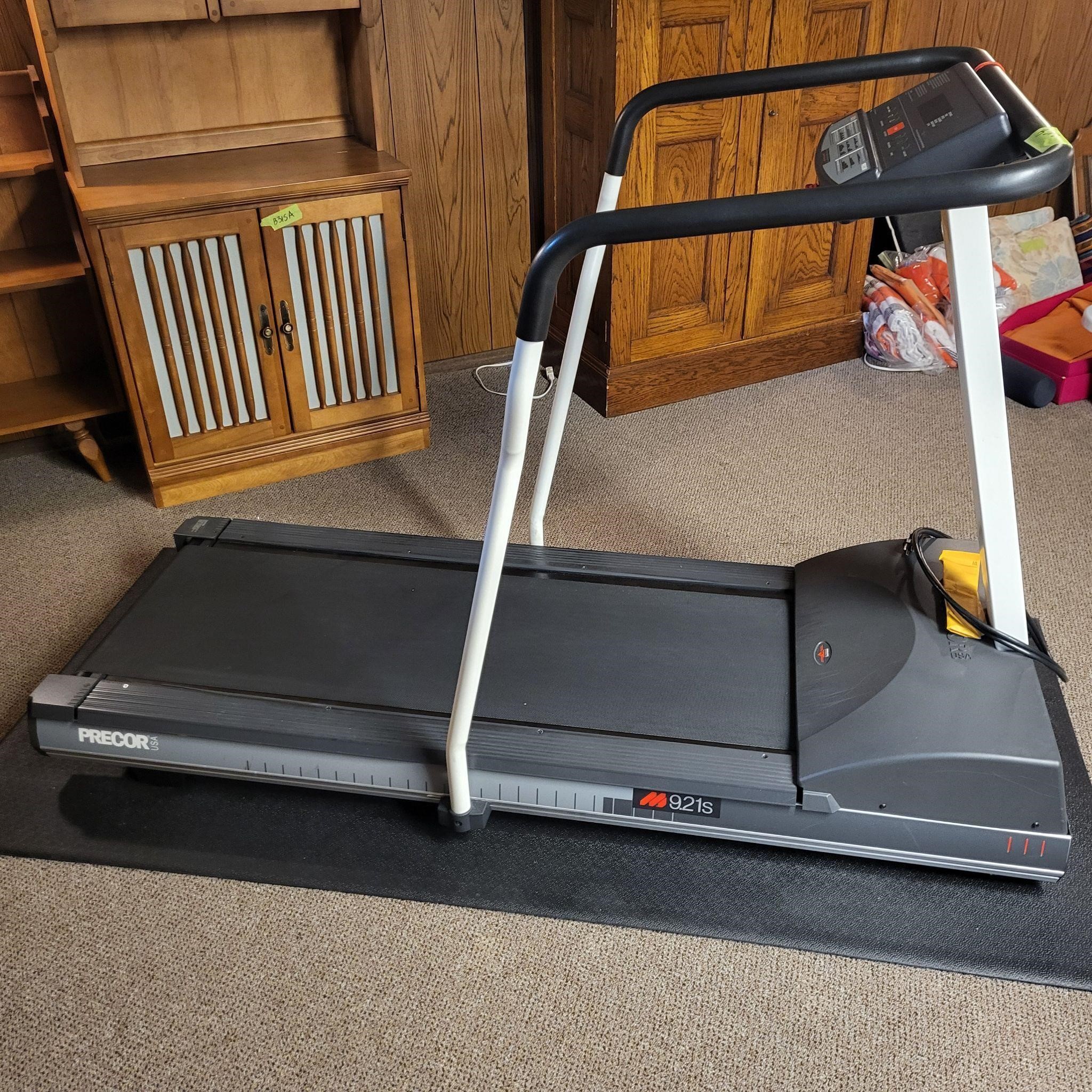 B319 Precor Treadmill and mat