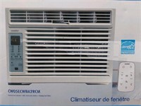 New Comfee 5000 BTU window air Conditioner with re