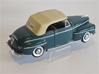 ROAD SINGNATURE 1/18 SCALE 1948 FORD CONVERTABLE