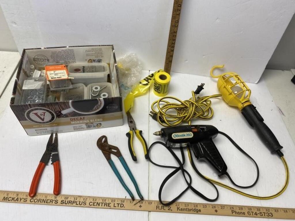 Miscellaneous box lot-trouble light/ glue gun/