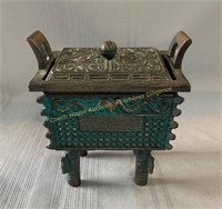 Chinese bronze ware incense burner, Brûleur