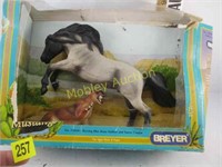 BREYER HORSE