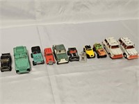 LOT OF 10 JEEP TOY CARS