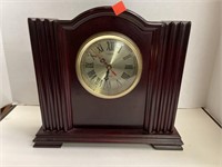 Vintage Quartz Camer Wood Clock