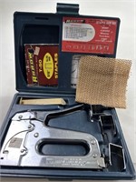 Staple Gun Kit