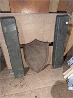 2 Arrow Cases & Wooden Shield/Trophy Plaque