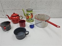 Enamel Ware Lot Red Pot +