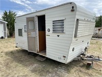 15' x  7' x 6'10" Camper Trailer. No Title