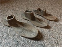 Lot of 3 metal cobblers shoes child sizes