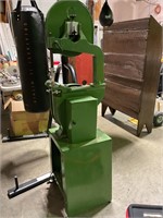 Central machinery14” wood cutting bandsaw