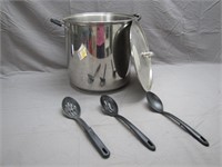 Kitchen Pot & Accessories Lot