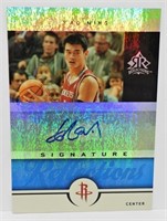 YAO MING AUTOGRAPH REFLECTIONS CARD