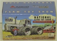 Ertl White 4-210 4wd Nat. Toy Show 13 1/64