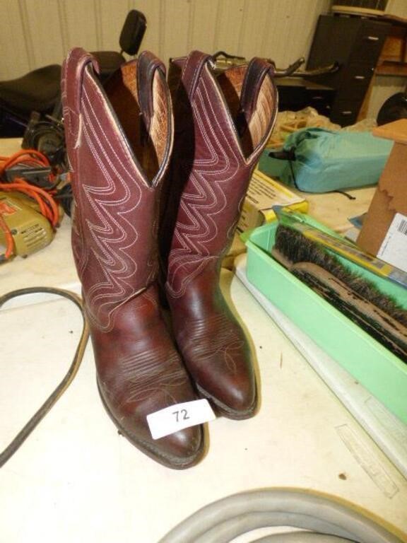 NICE MENS SIZE 8D LEATHER BOOTS