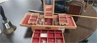 ANTIQUE JEWELRY BOX WITH SOME JEWELRY