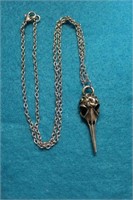 NEAT SKULL PENDANT & CHAIN