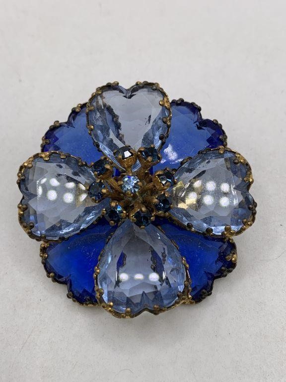 HOBE MAYORKA BLUE FLOWER BROOCH-UNSIGNED