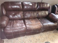BROWN LEATHER DUAL RECLINING COUCH - SHOWS WEAR