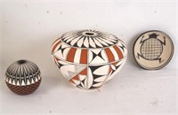 Pueblo and Acoma pottery Vessels signed - 3pcs