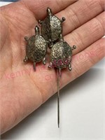 Sterling silver turtle brooch pin (6.7g)