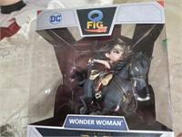 Q fig Wonder Woman