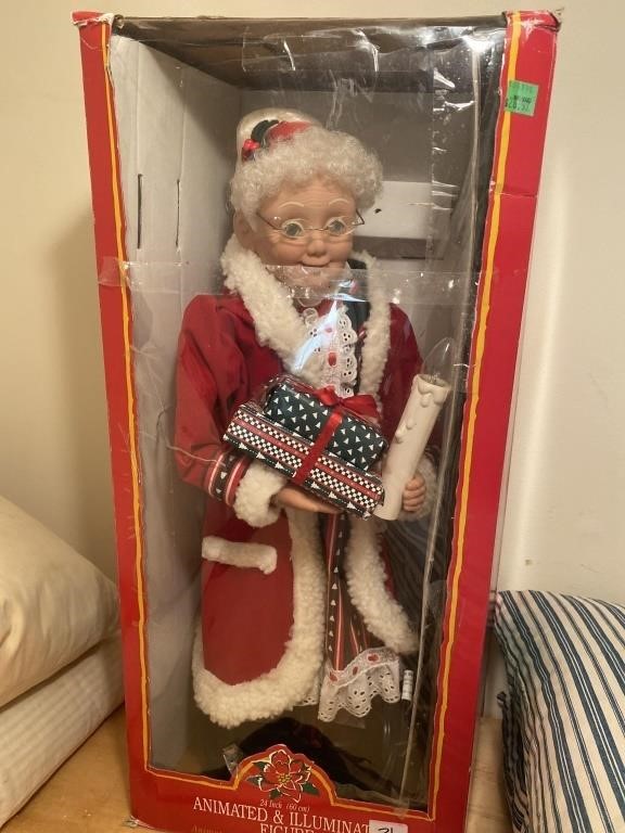 Christmas 24 inch animated and lighted Ms. Clause