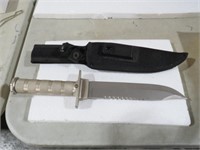 SURVIVAL KNIFE WITH SCABBARD