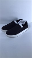 New Daily Shoes Size 7 Black