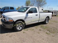 2011 Dodge 1500 Reg Cab 8' PU Truck