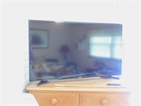 40" Samsung television BR2