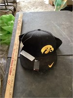 Large-XLarge Iowa Hawkeye Nike Hat