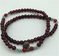 Garnet and Turquoise Colored Necklace on Elastic