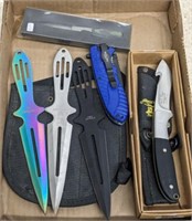 TRAY OF ASSORTED KNIVES THROWING KNIVES