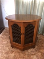 Hexagon Style / Round End Table