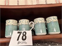 8 Coffee Mugs(DR)