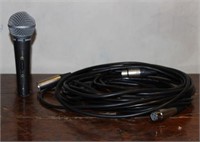 SHURE SM58 MICROPHONE WITH CORDS