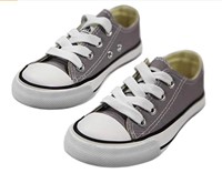 Boy/Girl Low Top Canvas  Lace up Sneakers 7.5