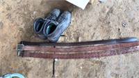 MENS 10 1/2 W LACE UP BOOTS & 3 LEATHER BELTS
