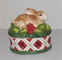 Noritake rabbit covered box, 5"
