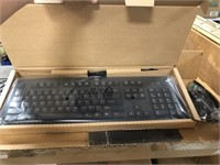 COMPUTER KEYBOARD AND MOUSE