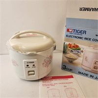 Rice Cooker 3 Cup New New
