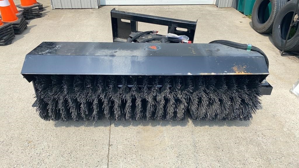 New Wolverine 48in Hydraulic Skid Steer Sweeper